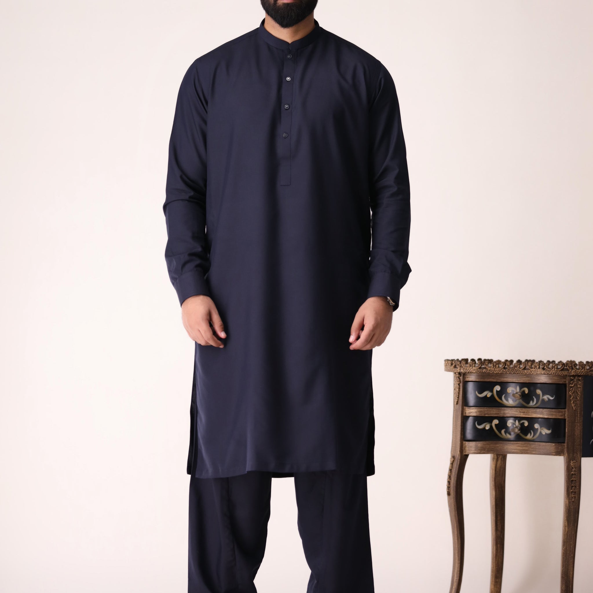 CLASSIC NAVY BLUE KAMEEZ SHALWAR